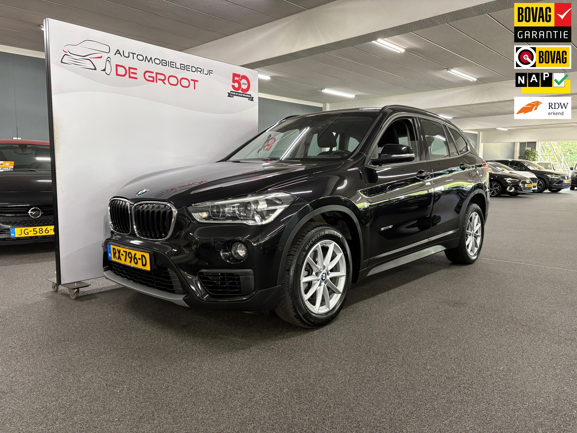 BMW X1 SDrive18i Executive/ NL auto/ Automaat/ Parkeersensoren
