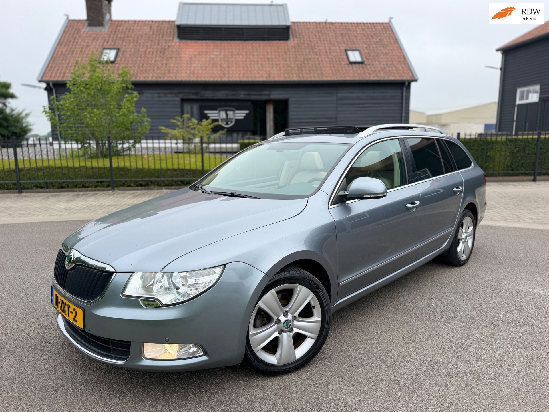Skoda Superb Combi 2.0 TSI ELEGANCE AUTOMAAR EER PANORAMADAK ALE OPTIE'S