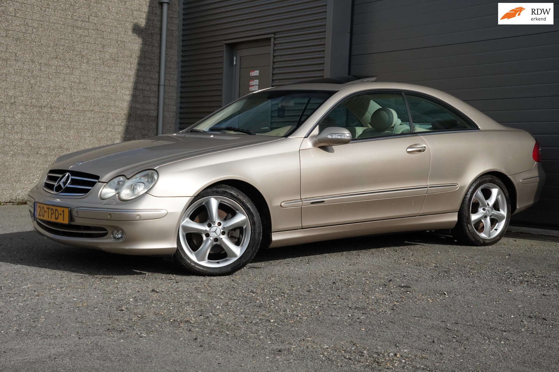 Mercedes-Benz CLK-klasse Coupé 320 Elegance
