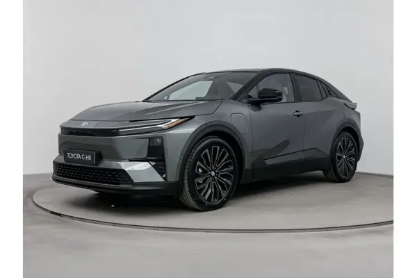 Executive Awd 77 Kwh
