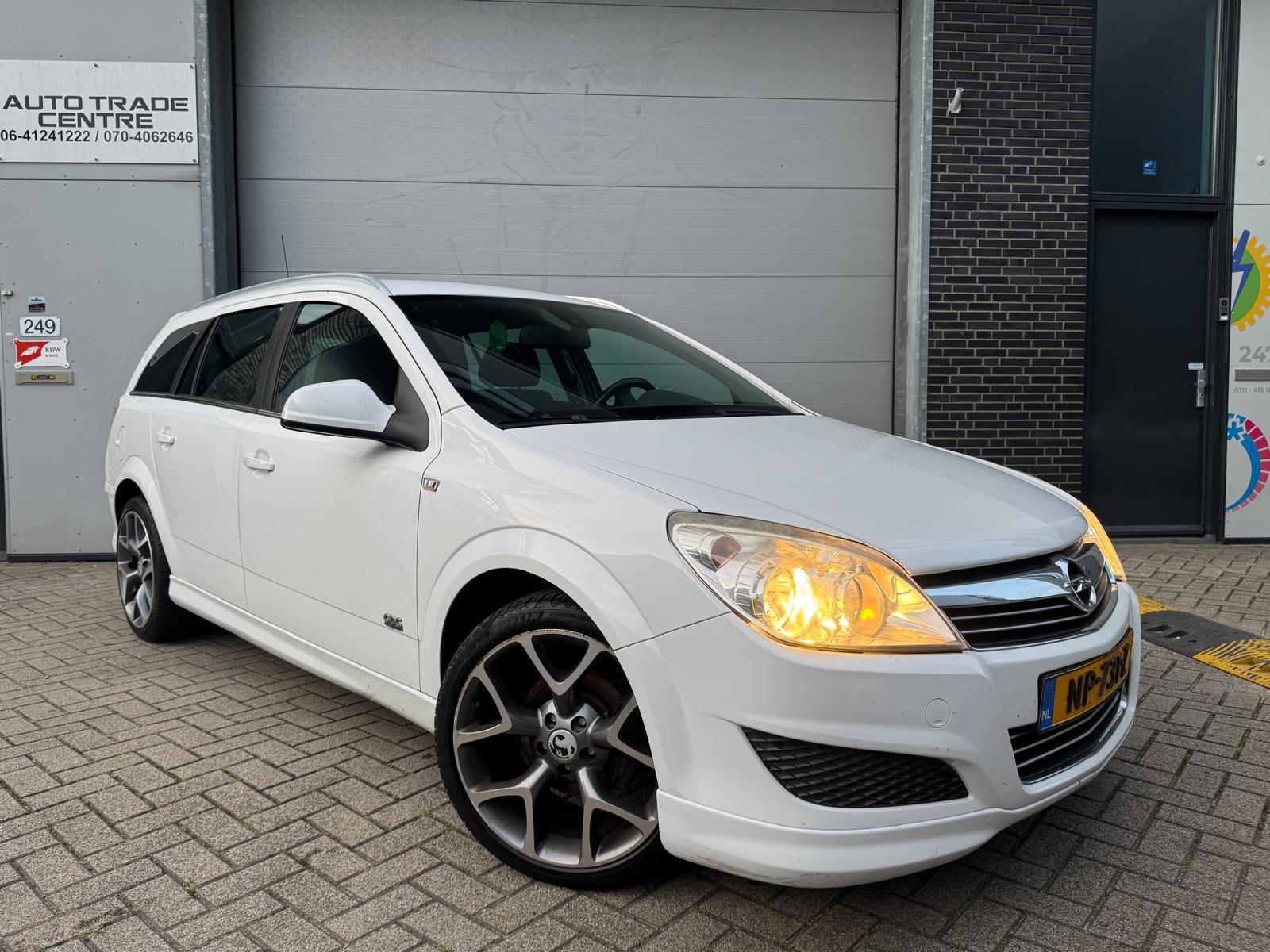 Opel Astra Wagon 1.6 Cosmo OPC Line