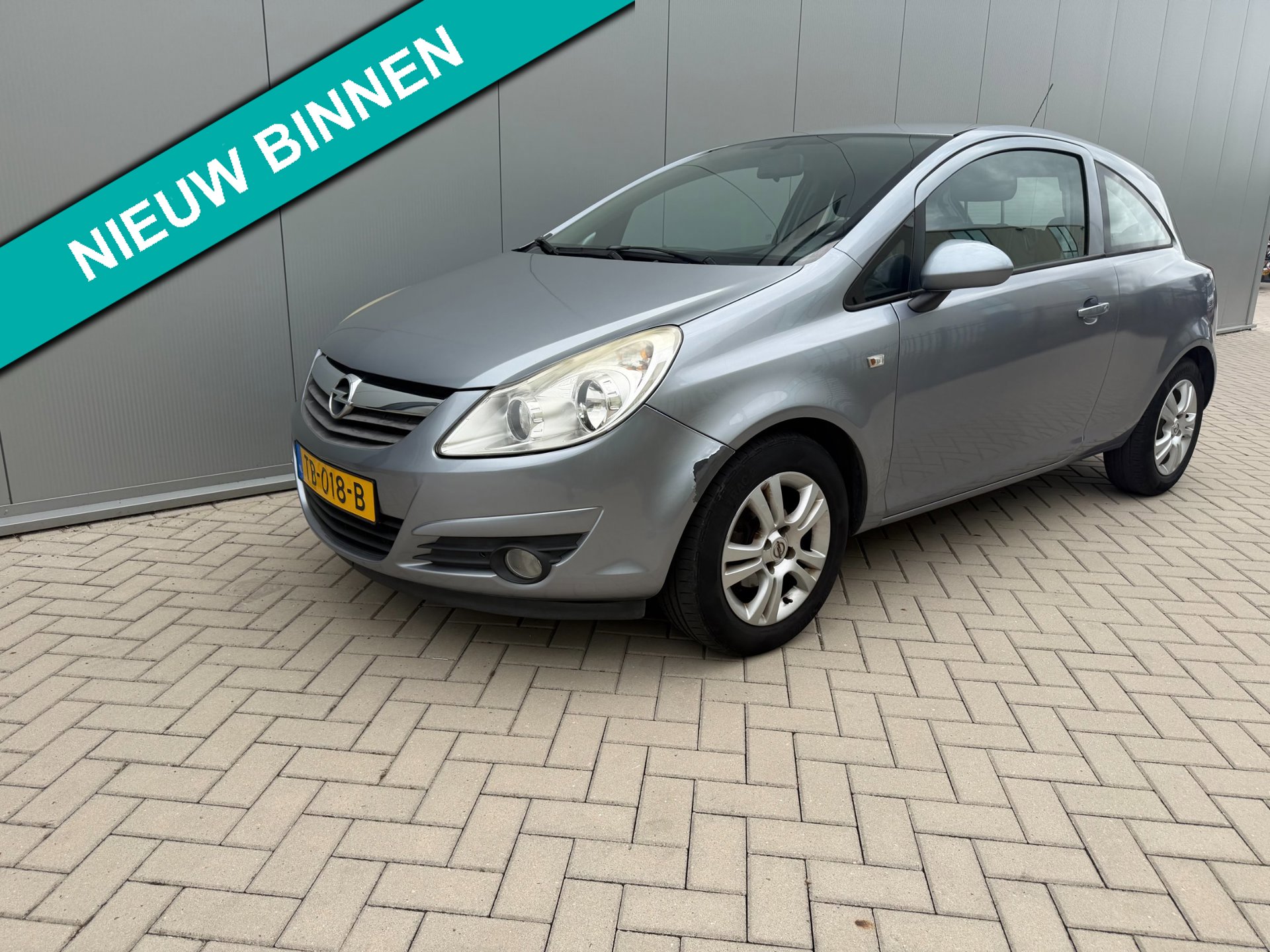 Opel Corsa 1.2-16V Edition