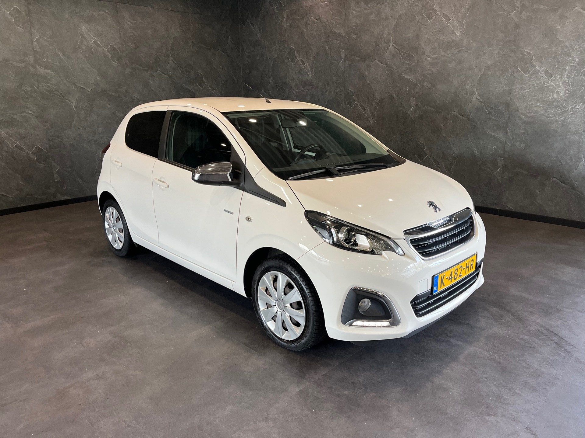 Peugeot 108 1.0 e-VTi Style 5 DEURS NAP LED Carplay