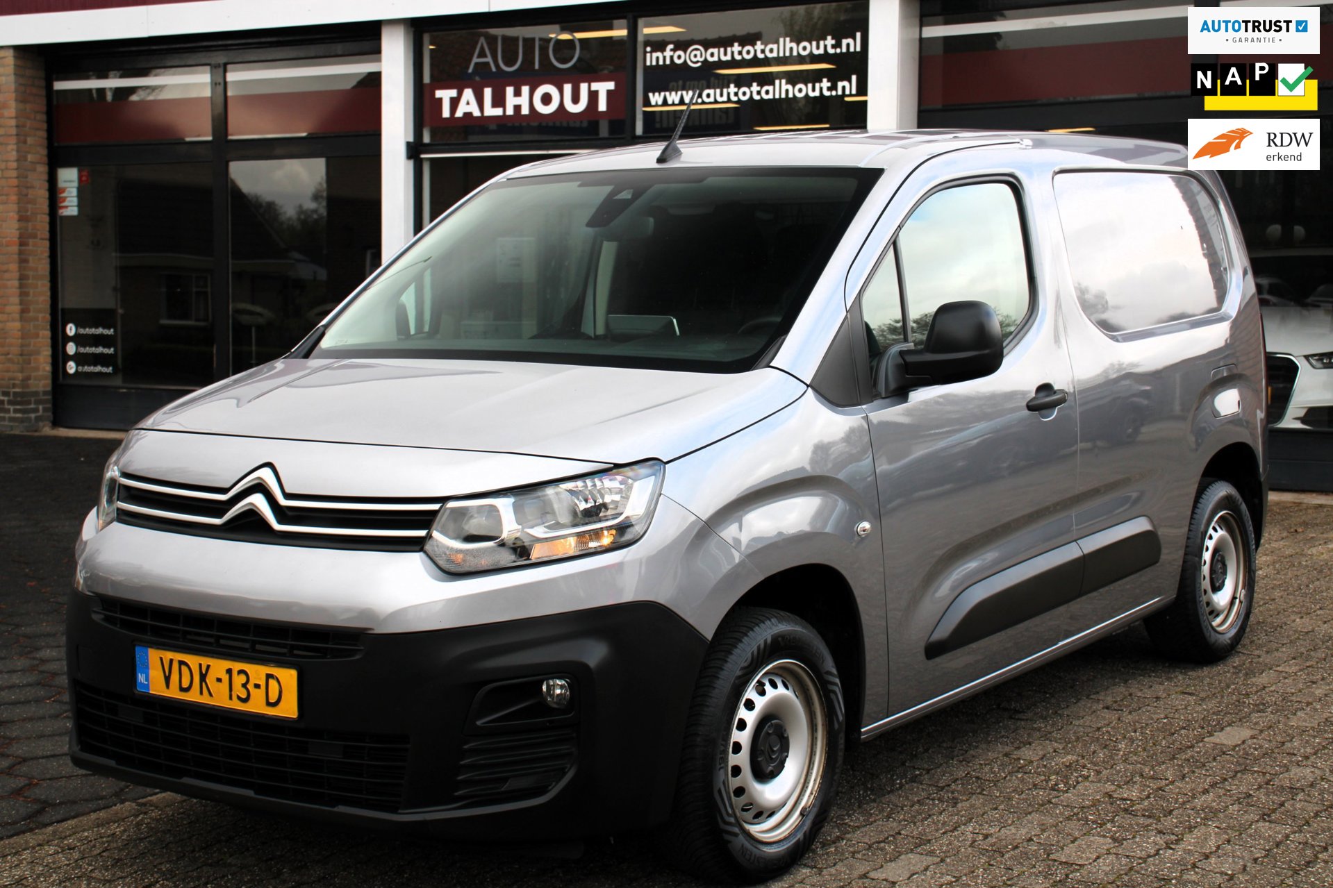 Citroën Berlingo 1.6 BlueHDI Control | APPLE CARPLAY, CRUISE CONTROL, 3 ZITS, GRIJS KENTEKEN, AIRCO