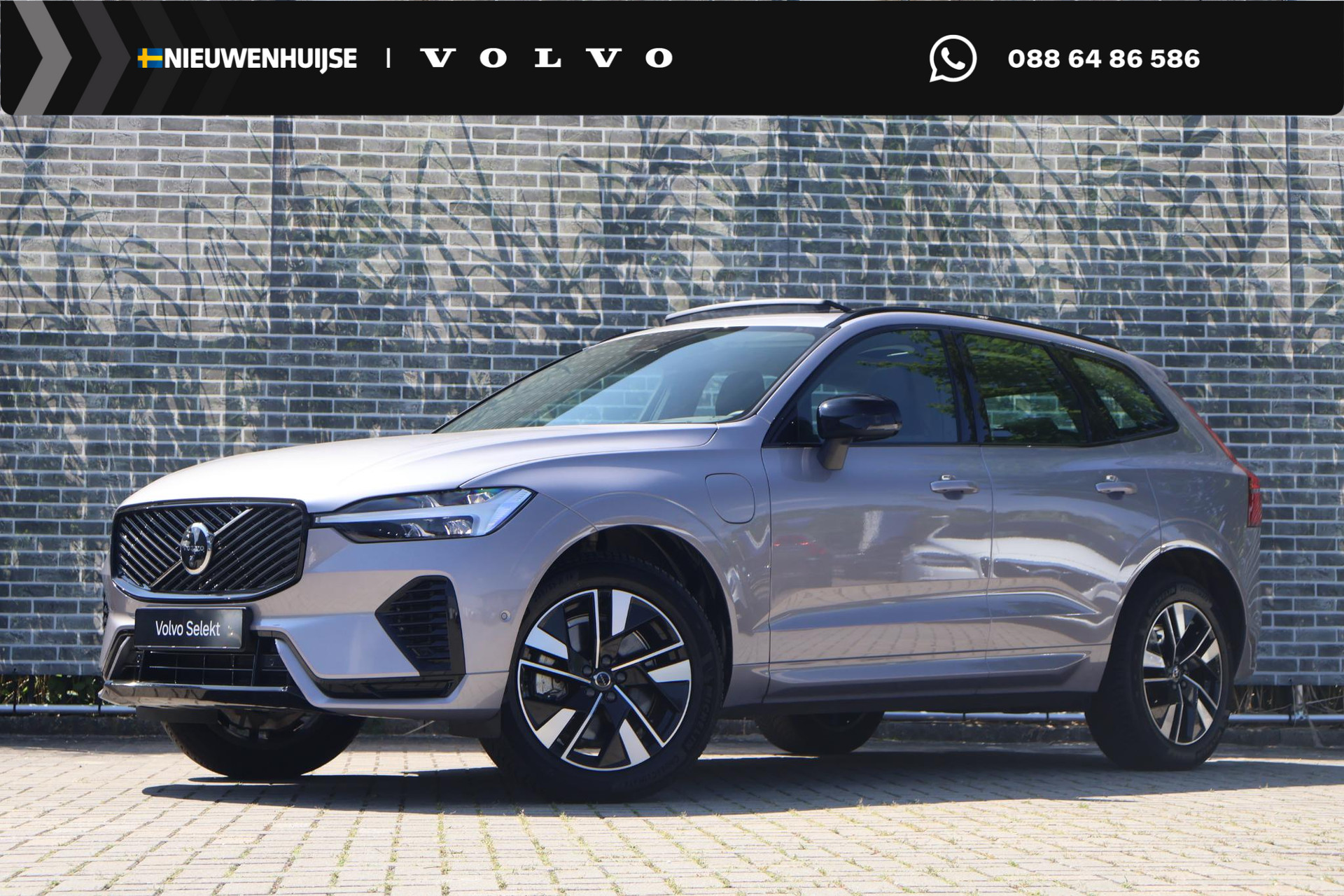 Volvo XC60 2.0 T6 Plug-in Hybrid AWD Plus Dark