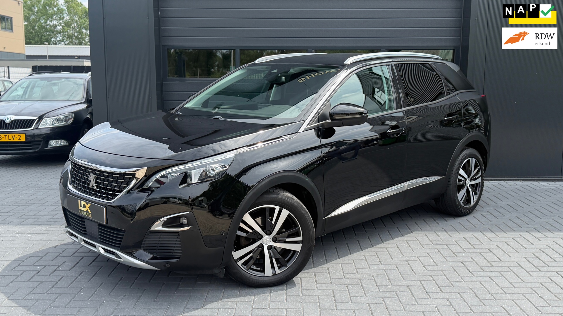 Peugeot 3008 1.2 PureTech Allure Airco|Carplay|Keyless|Distributie vervangen|Camera