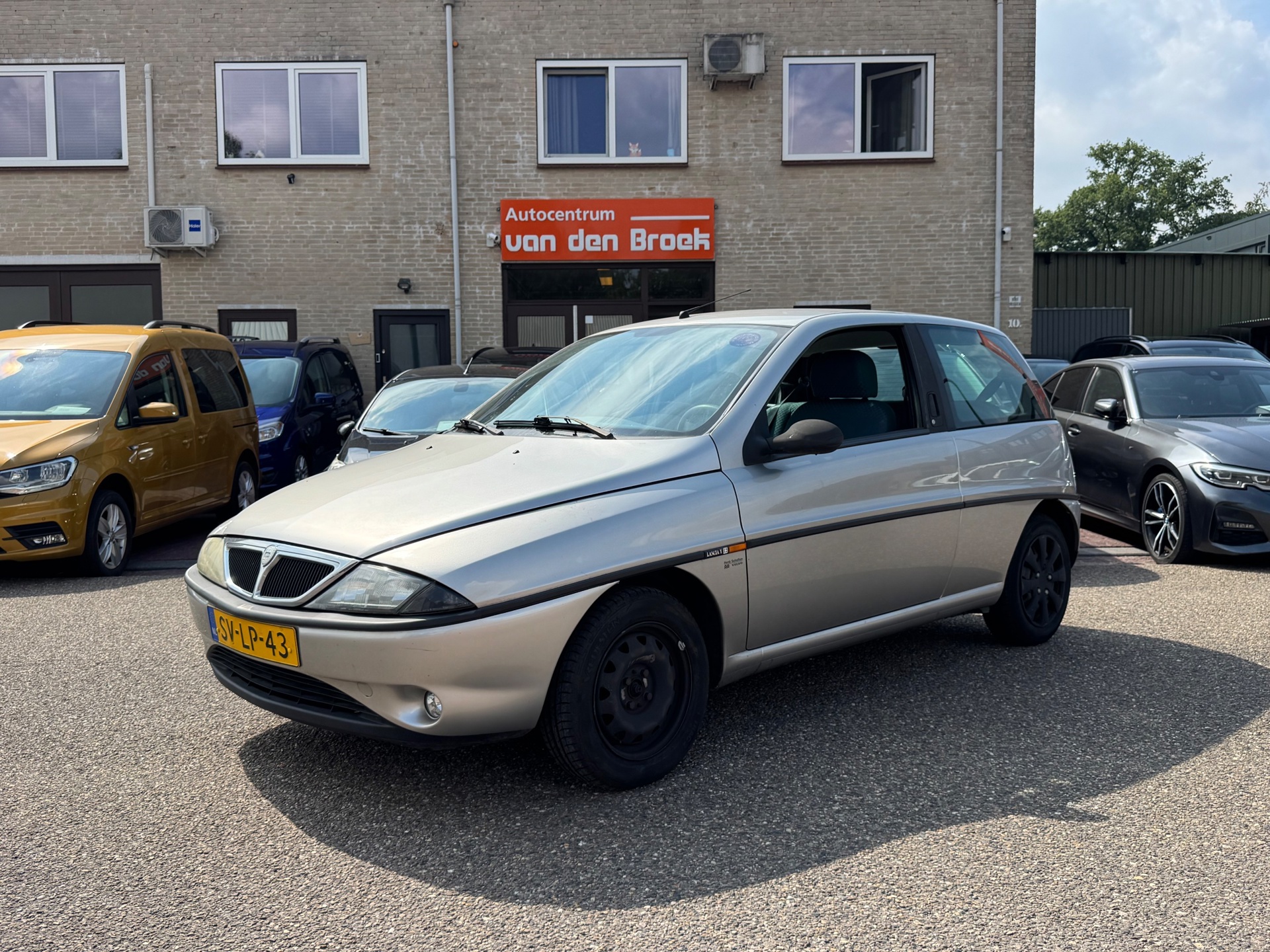 Lancia Ypsilon