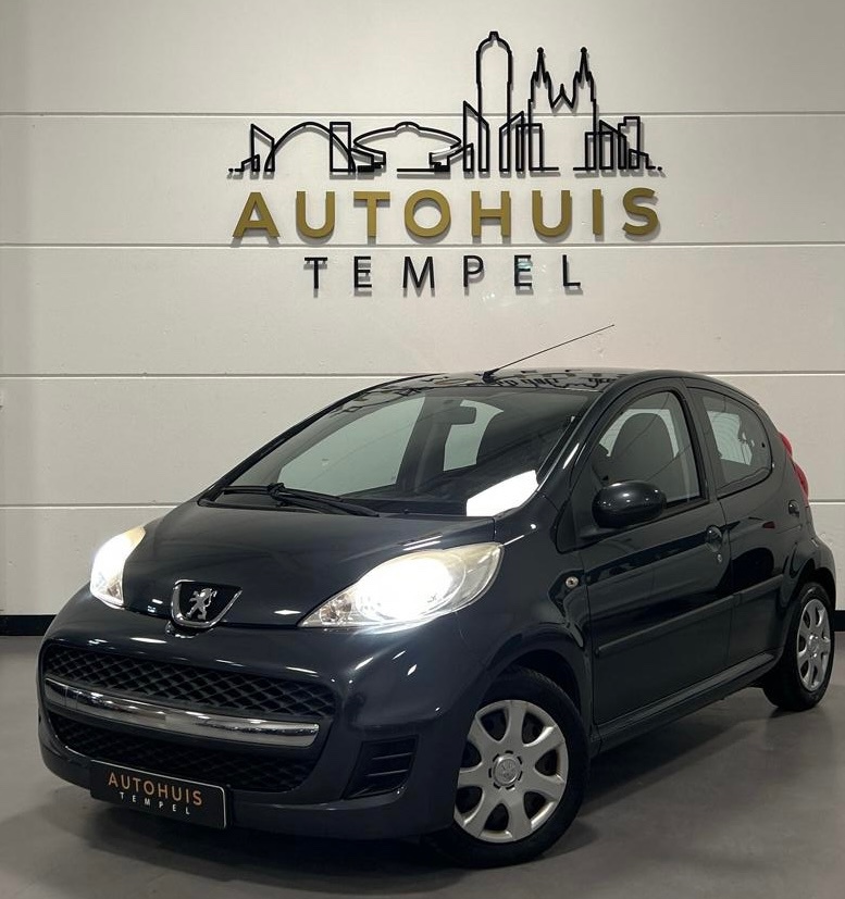 Peugeot 107 1.0-12V XS Nap Automaat Airco 5Deurs Isofix Centrale Deurvergrendeling