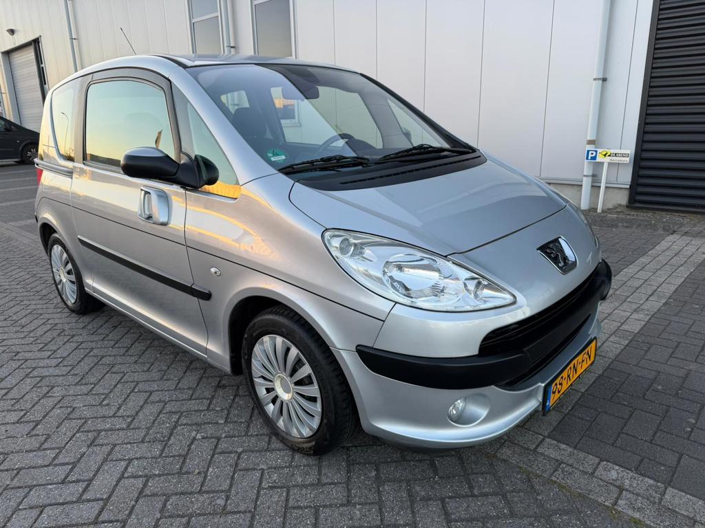 Peugeot 1007 1.4 Gentry Airco AUTOMAAT APK NAP
