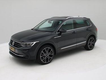 Volkswagen Tiguan 1.5 TSI Life Business Aut. Panorama / Elec.Achterklep / Origineel NL