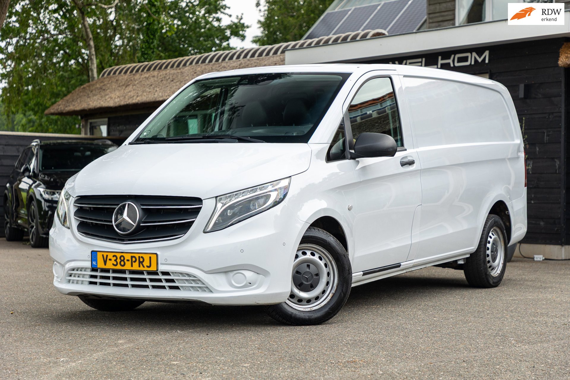 Mercedes-Benz VITO 114 CDI Lang Automaat I Led I PDC V+A I Adaptive Cruise I Climate I Camera I Achterklep I CarPlay I Android