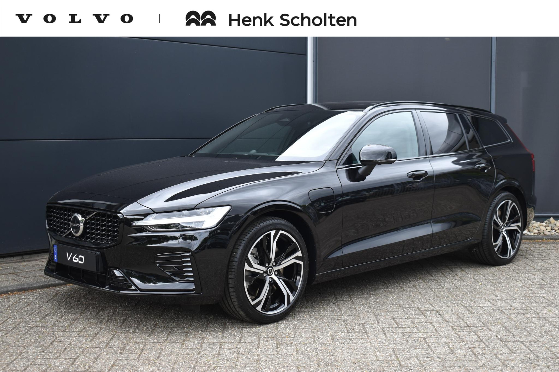 Volvo V60 T8 Plug-in hybrid AWD Ultra Perf. Ed. Dark
