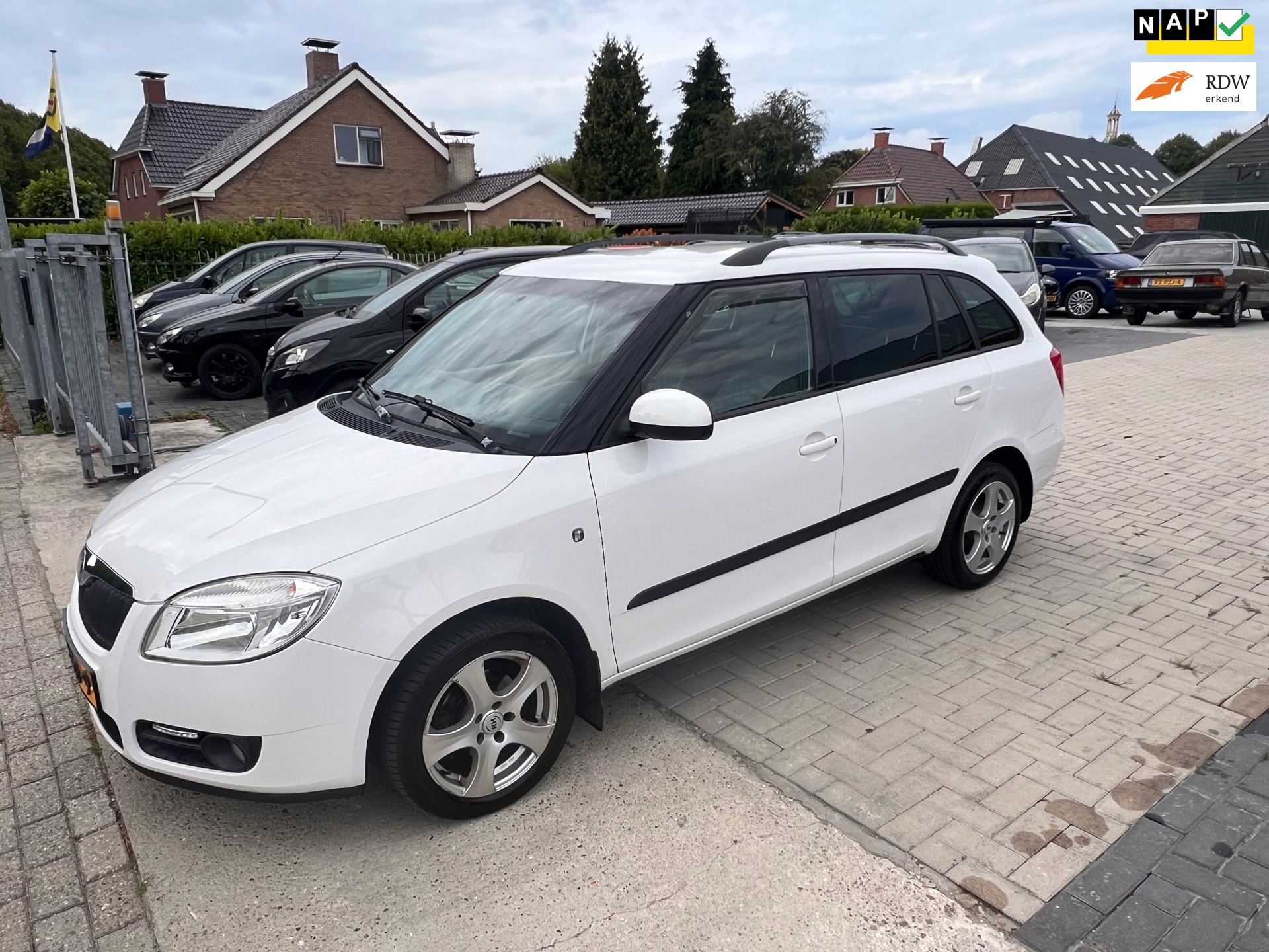 Skoda Fabia Combi 1.4-16V Tour nieuwe APK