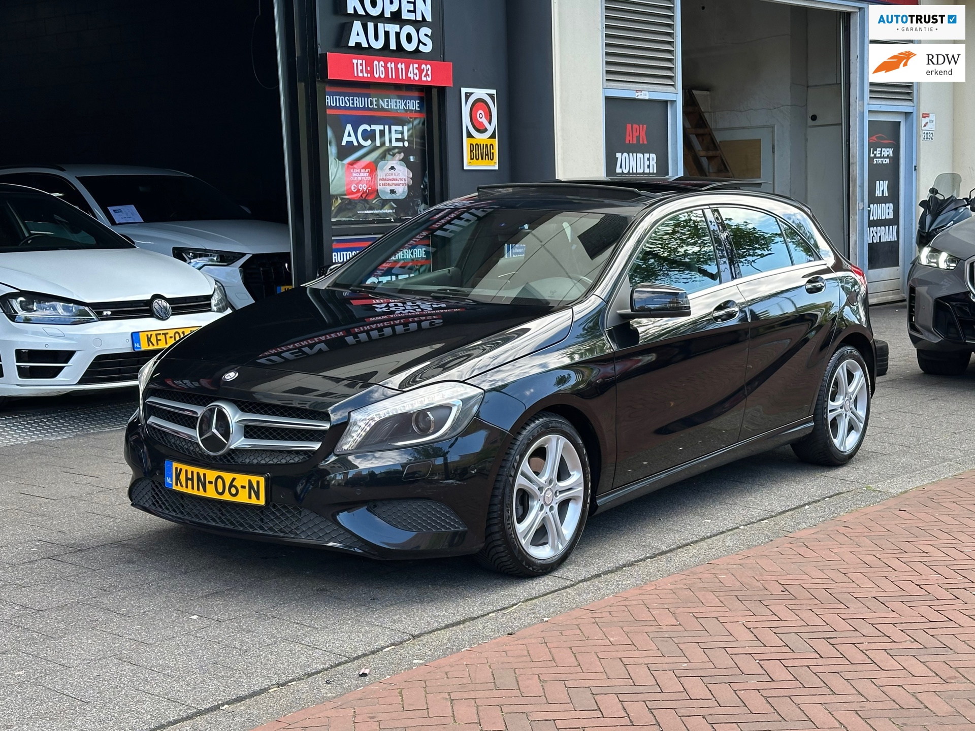 Mercedes-Benz A-klasse 200 Prestige Automaat Leer Navi Pano