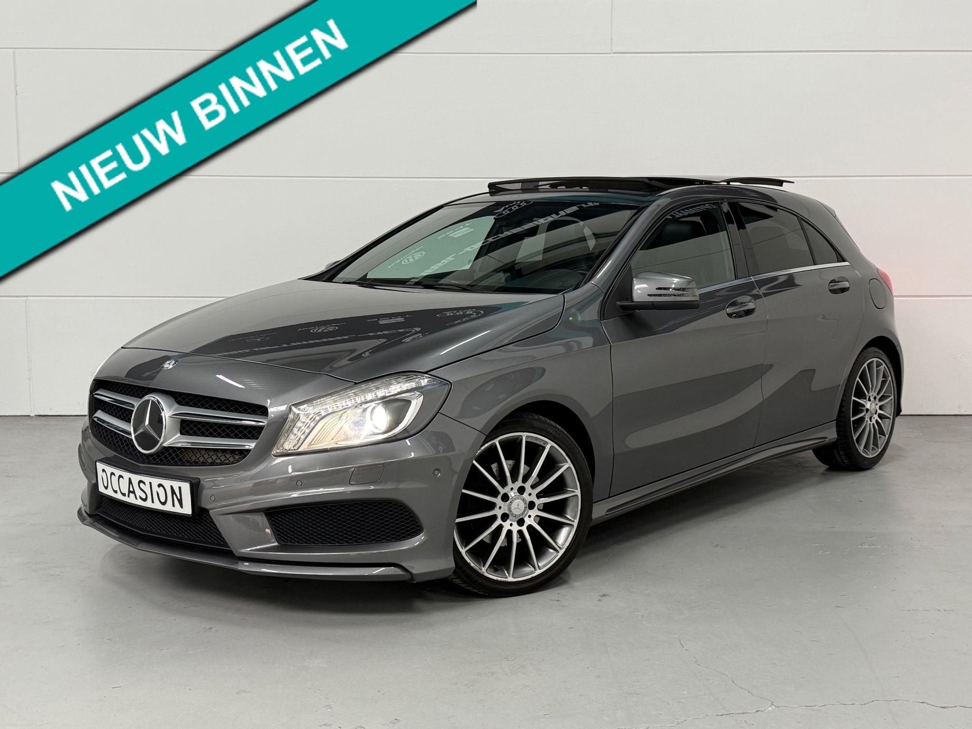 Mercedes-Benz A-klasse 180 AMG Pano GERESERVEERD