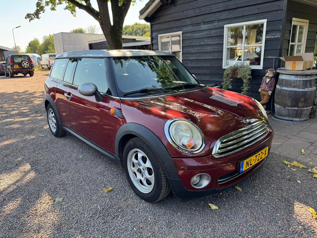MINI Clubman 1.6 Cooper *LEES.TEKST*
