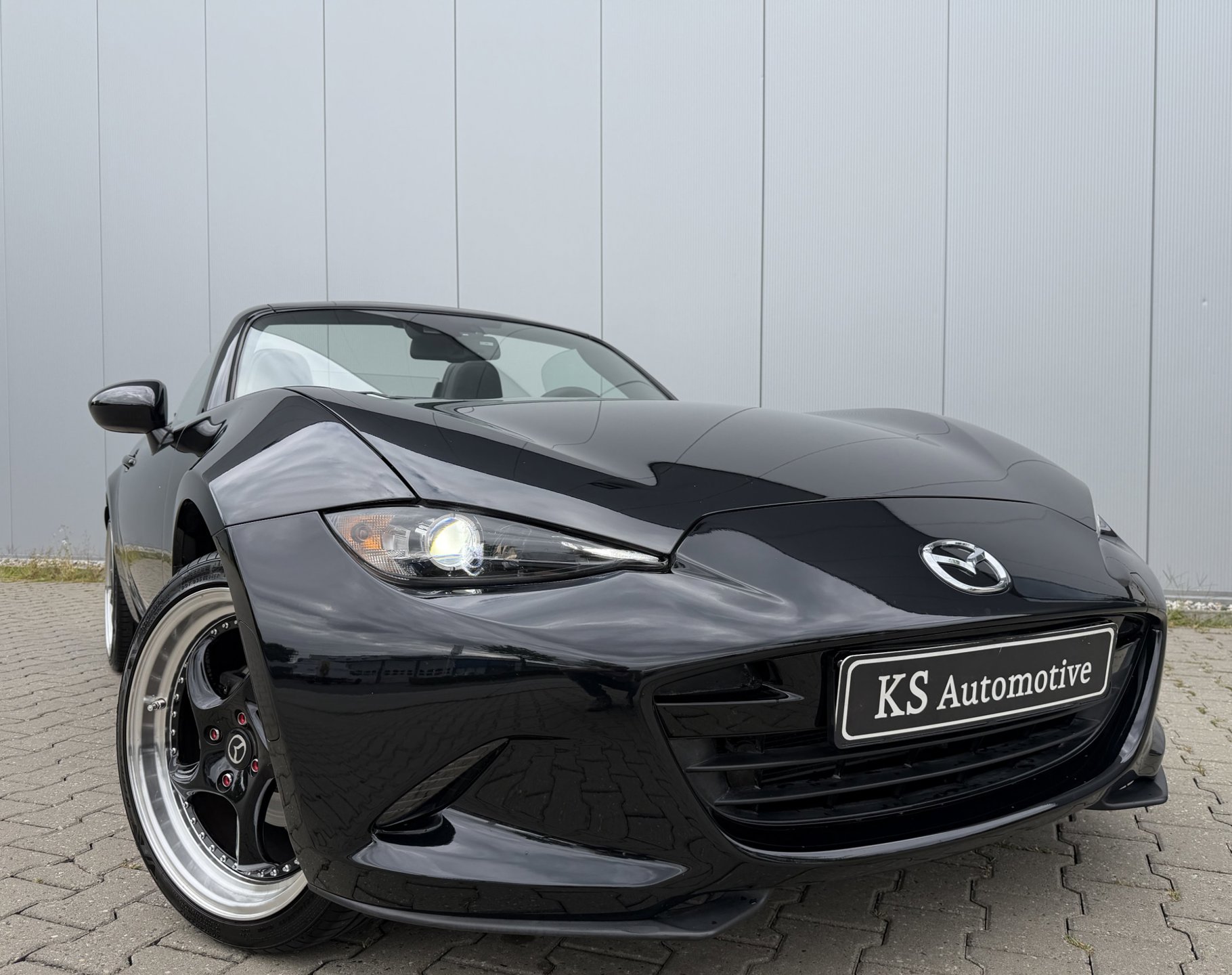 Mazda MX-5 1.5 SkyActiv-G 131 GT-M EXCLUSIVE