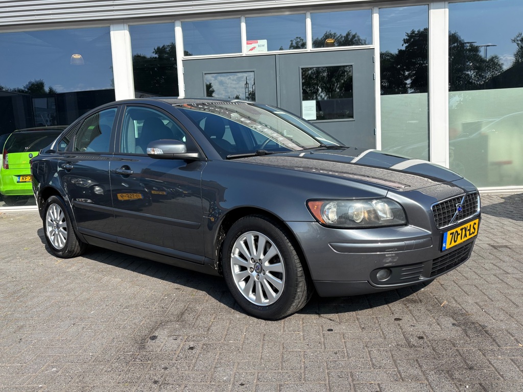Volvo S40 2.4 Edition I Automaat / Airco / Cruise control / L.m Velgen