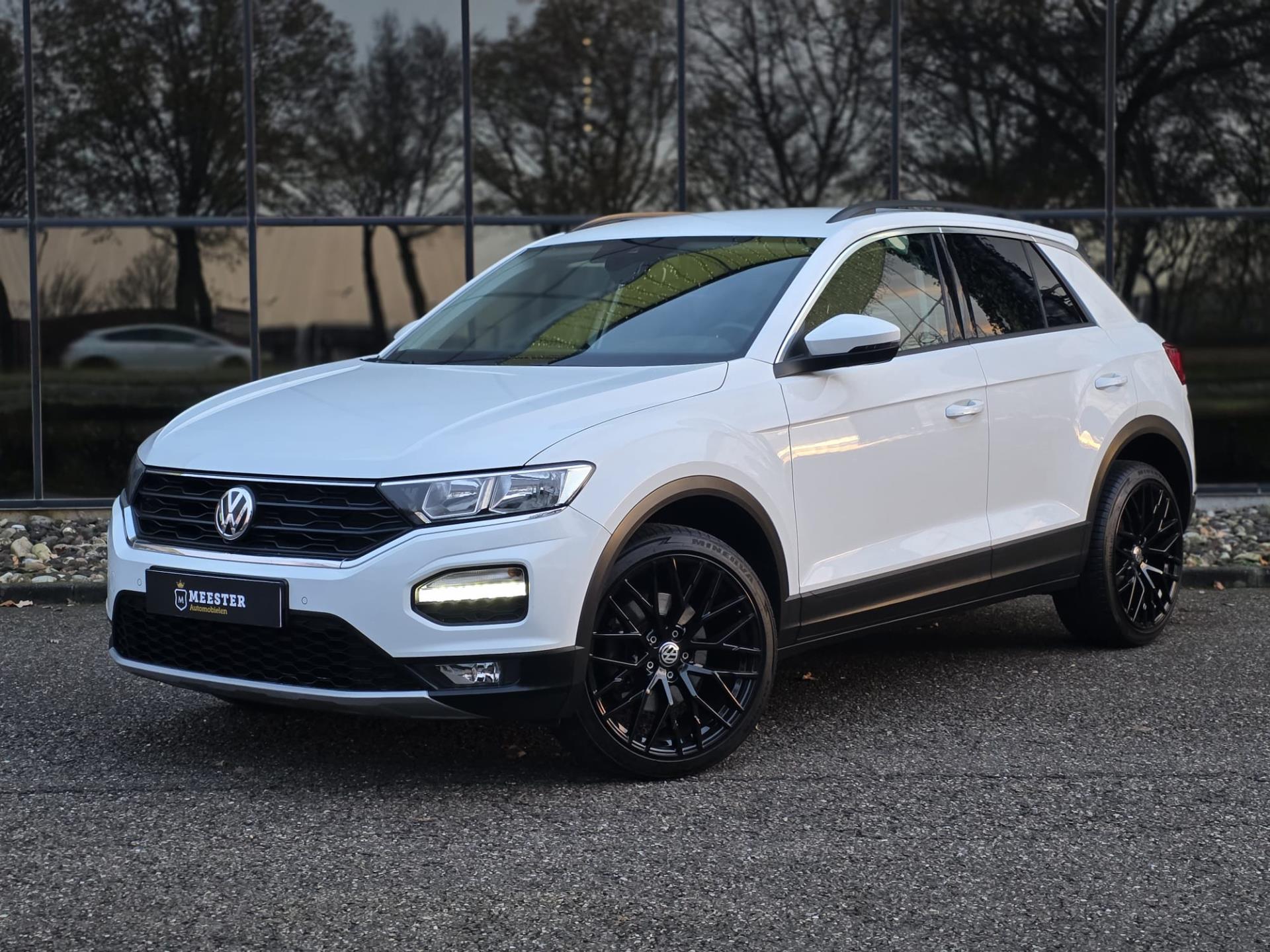 Volkswagen T-Roc 1.5 TSI Style |STUUR/STOELVERW.|ACC|CAMERA