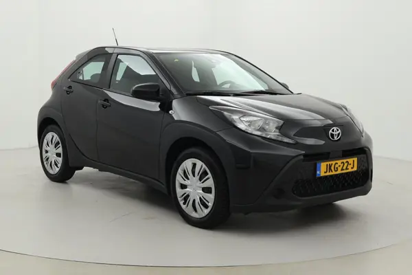 Toyota Aygo X Aygo X 1.0 Vvt-I Mt Play