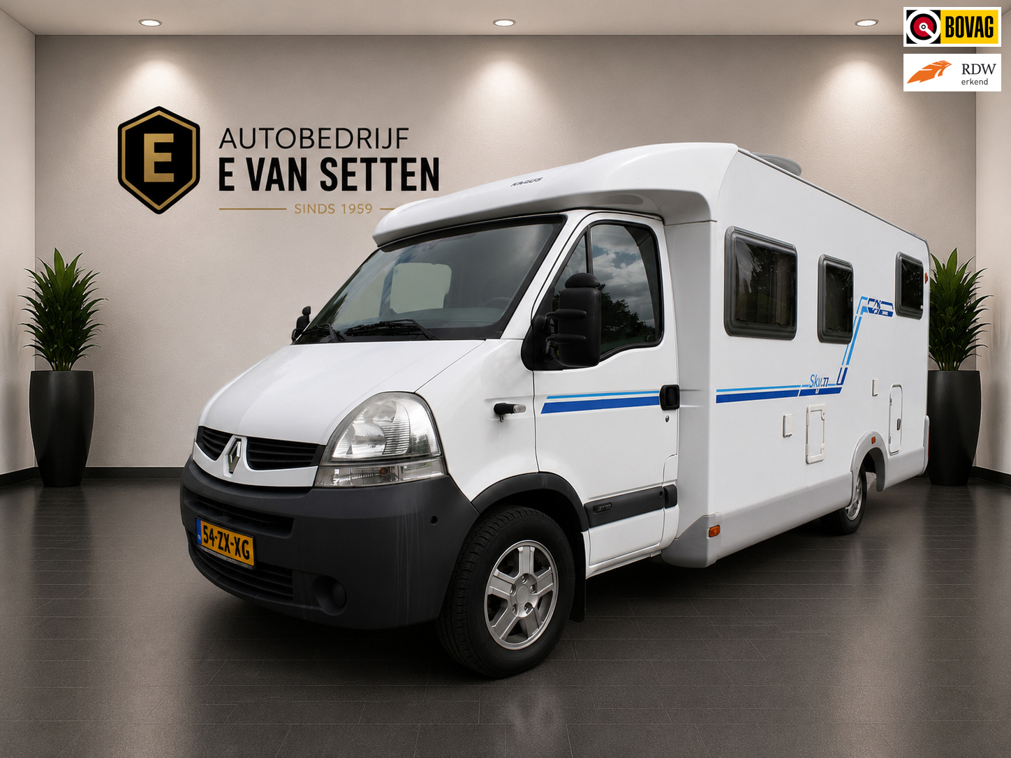 Renault/Knaus R15 15D87DYMR Dealer onderhouden