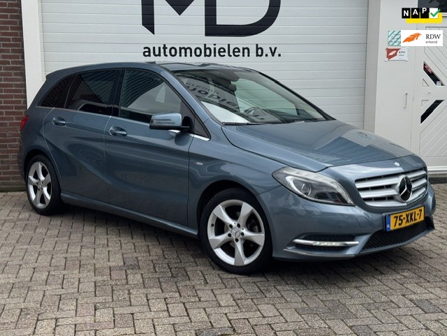 Mercedes-Benz B-klasse 180 CDI Ambition - LED - Navi - PDC