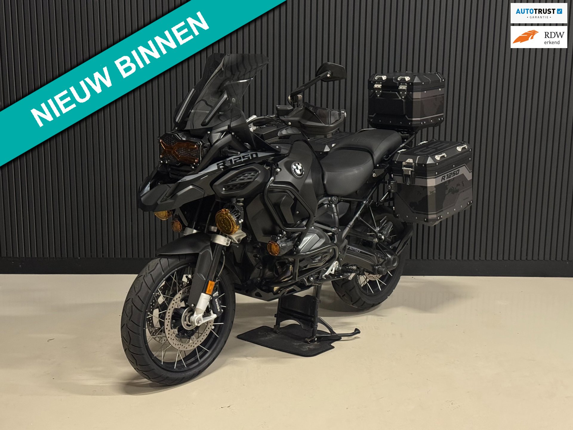 BMW All-Road R 1250 GS Adventure TRIPLE BLACK | AKRAPOVIC | KOFFERS | ALLE PAKKETTEN!