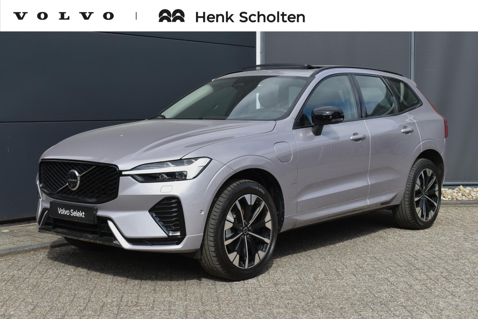 Volvo XC60 T6 Plug-in hybrid AWD Ultra Dark