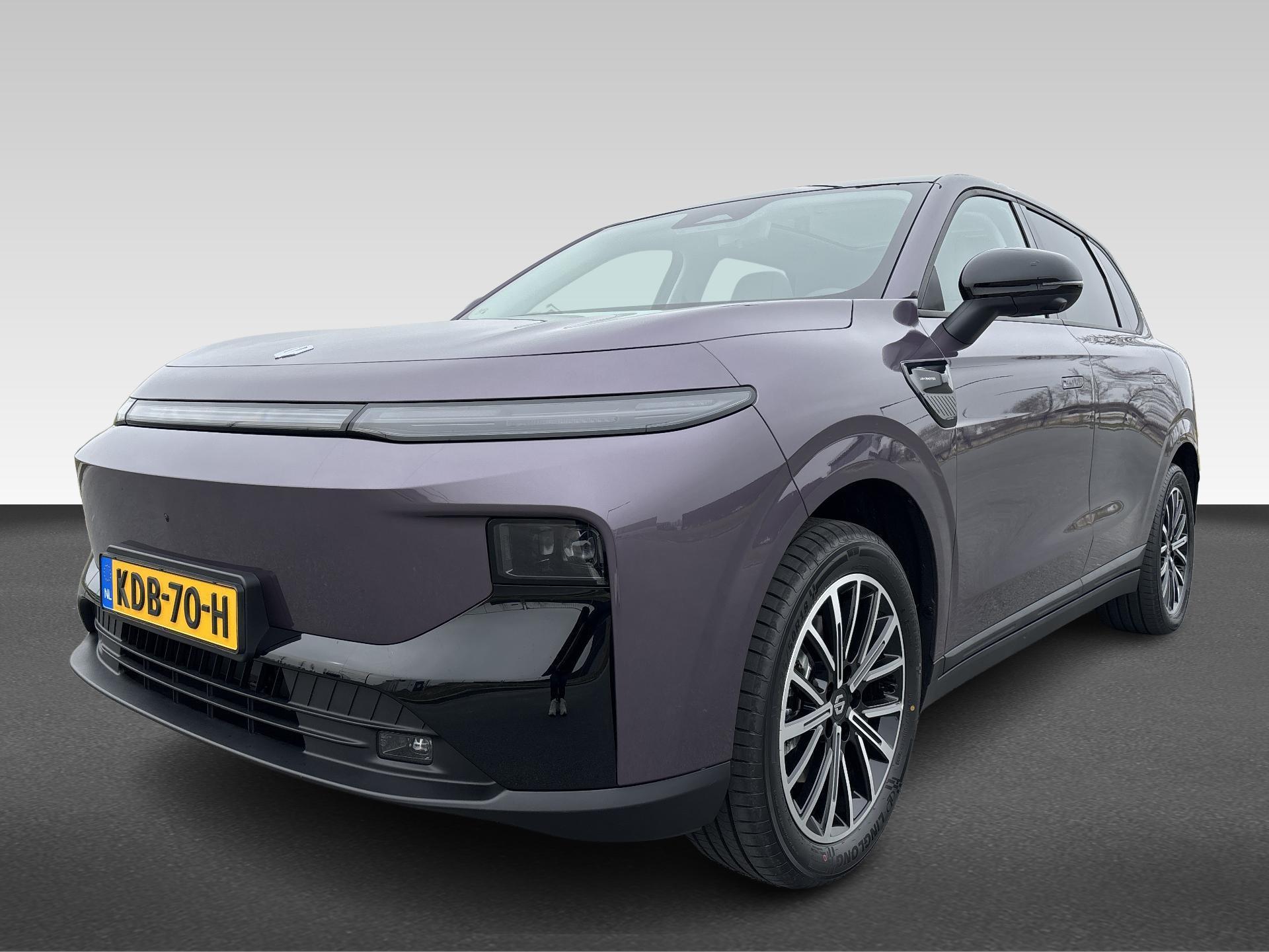 Leapmotor B10 | Design ProMax 218pk | Panoramadak | 434 km WLTP | 168kW Snelladen |