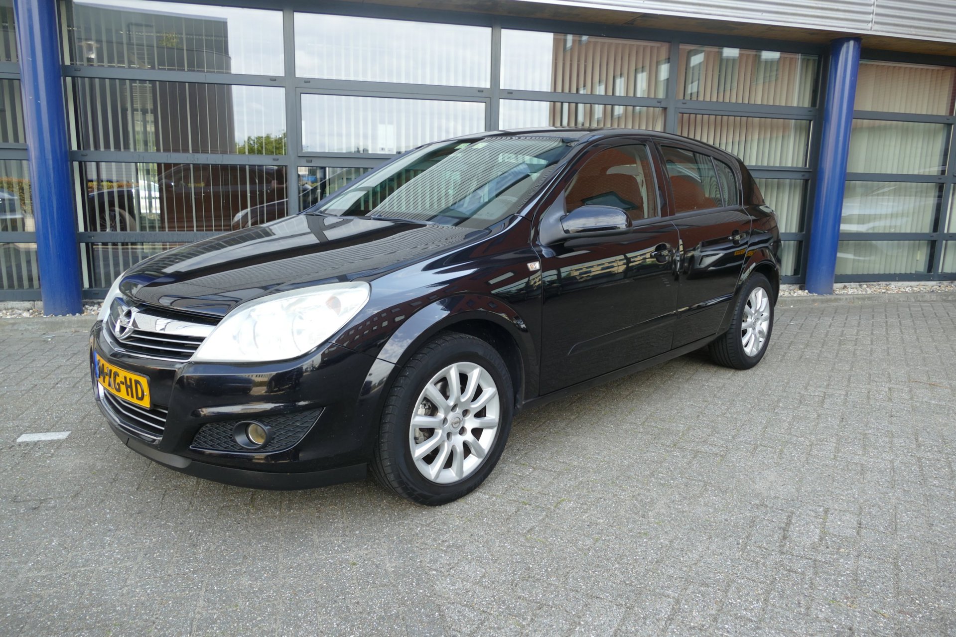 Opel Astra 1.6 Temptation 5 deurs Apk 6-7-2027 Airco