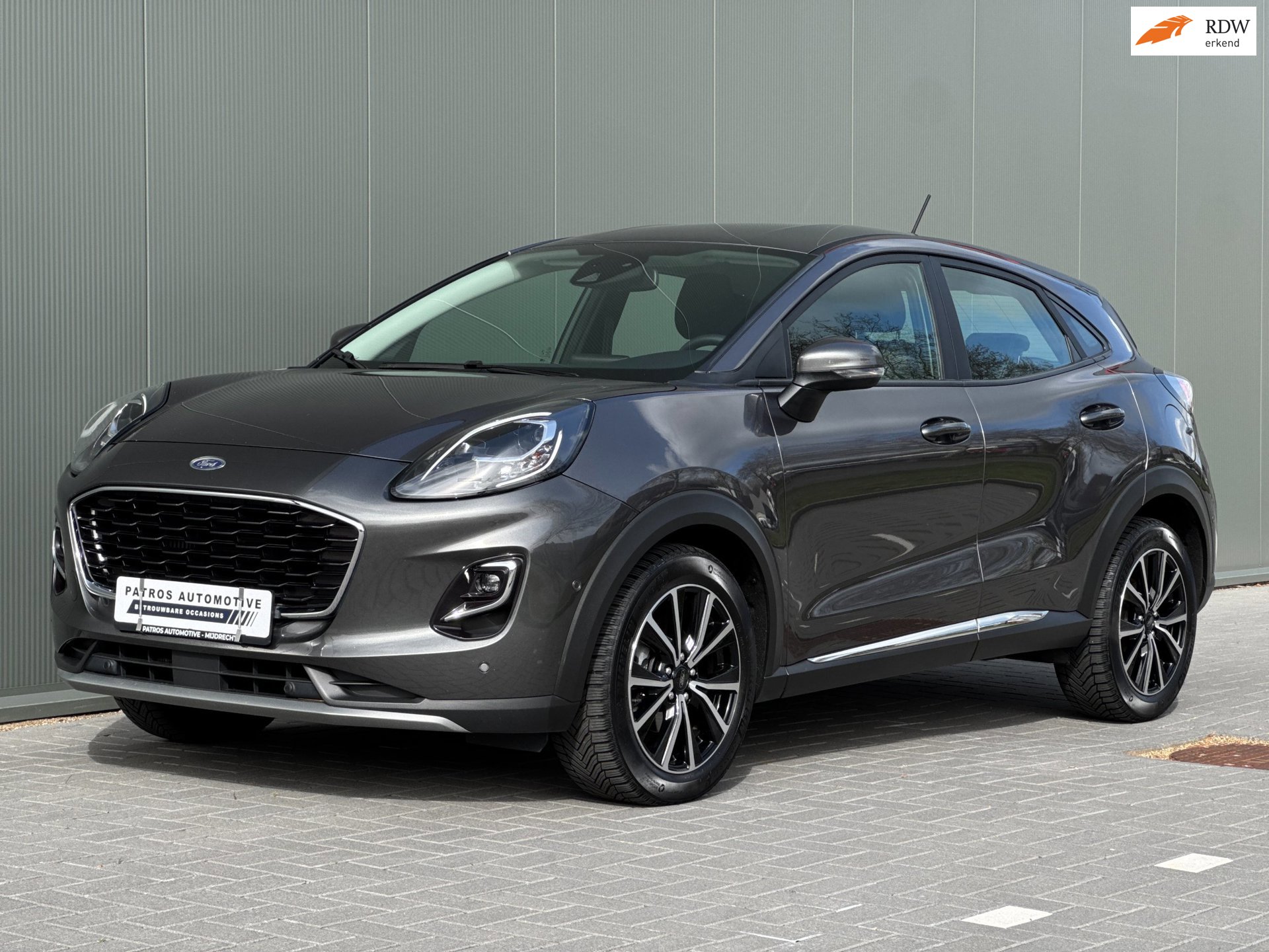 Ford Puma 1.0 EcoBoost Hybrid Titanium // Automaat // CarPlay // Camera // Keyless // ACC