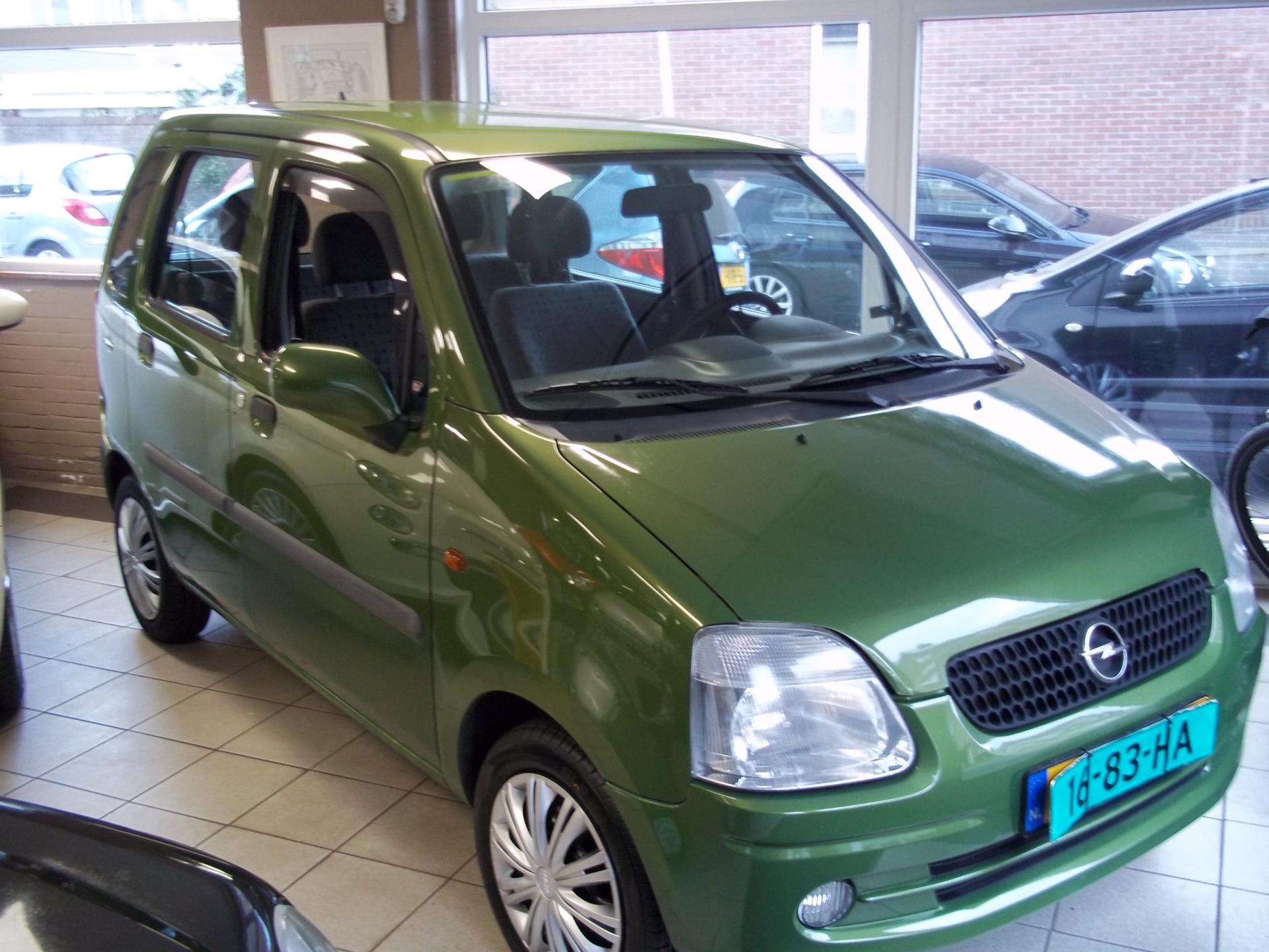 Opel Agila 1.2-16V Comfort