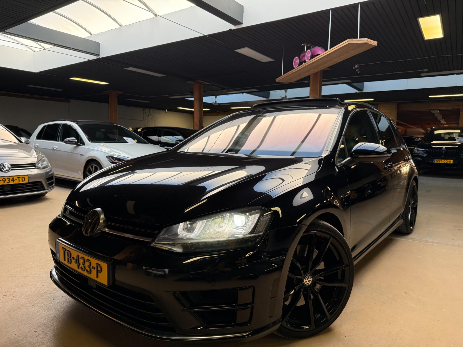 Volkswagen Golf 2.0 TSI R 4Motion Alle Opties Pano Airco Lane Assist Cruise Control