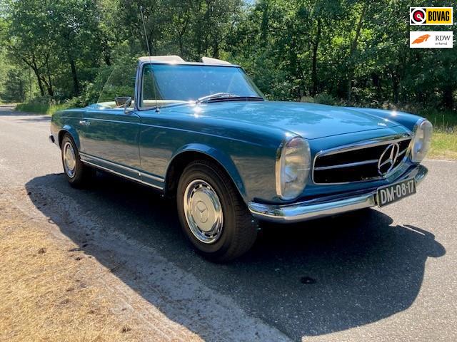 Mercedes-Benz 250 SL Cabrio