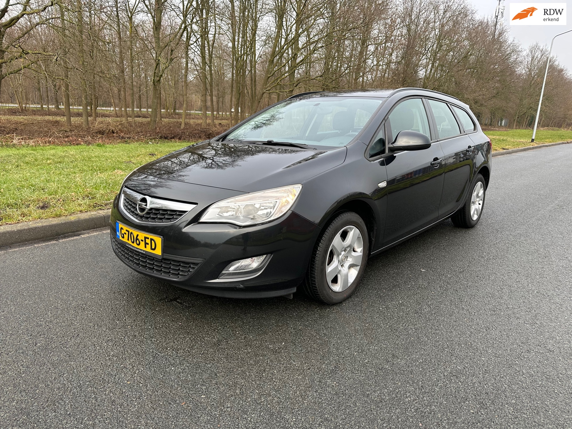 Opel Astra Sports Tourer 1.4 Cosmo nieuwe apk