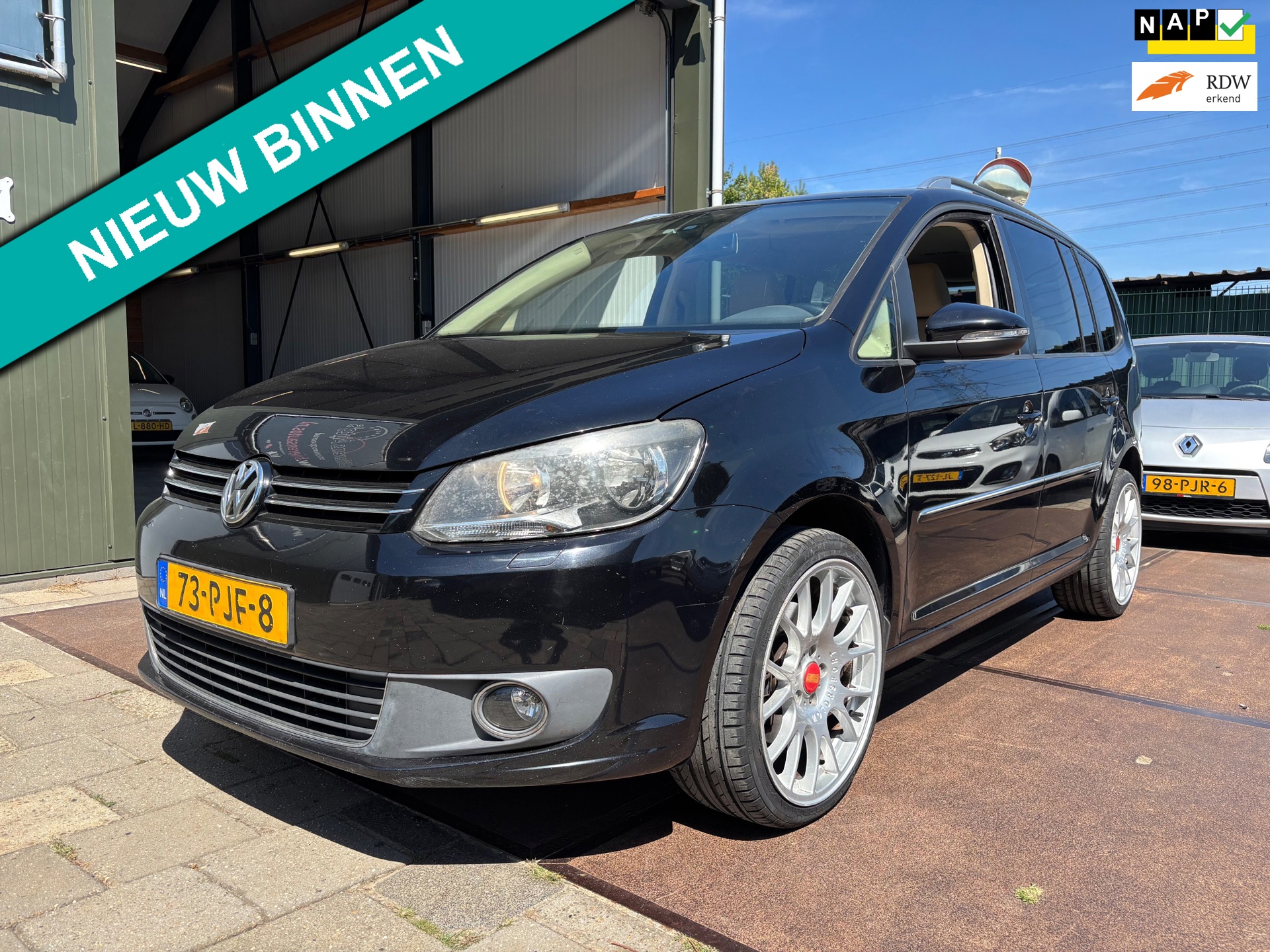 Volkswagen Touran 1.4 TSI Highline DSG Automaat 19inch Navi Cruise