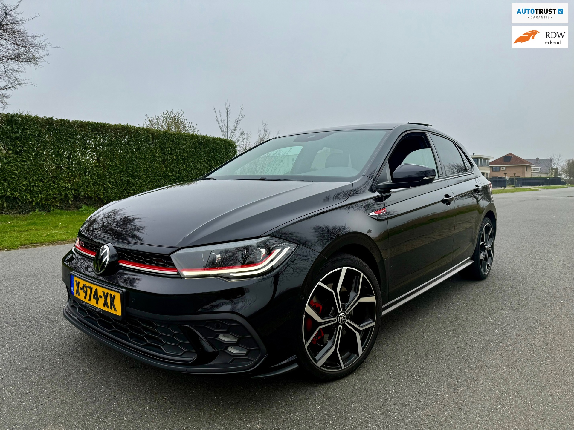 Volkswagen Polo 2.0 TSI GTI PANO/IQ/KEYLESS/ACC