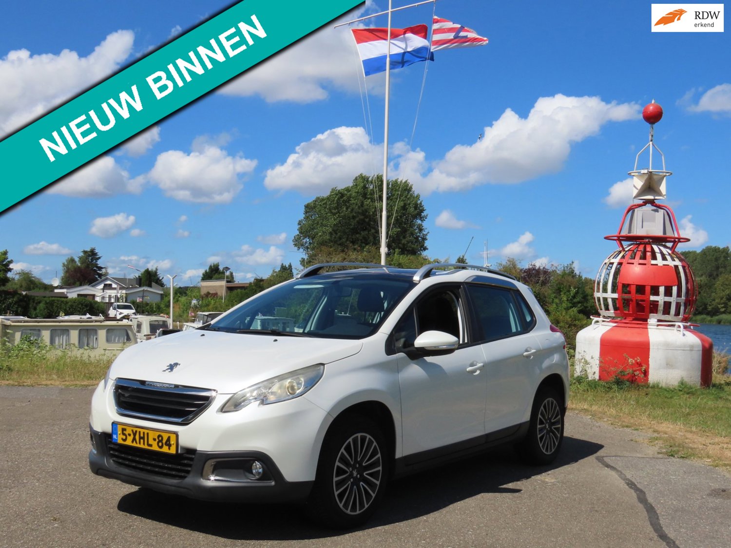 Peugeot 2008 1.2 VTi Active *PANO *NAVI *CRUISE *TREKHAAK