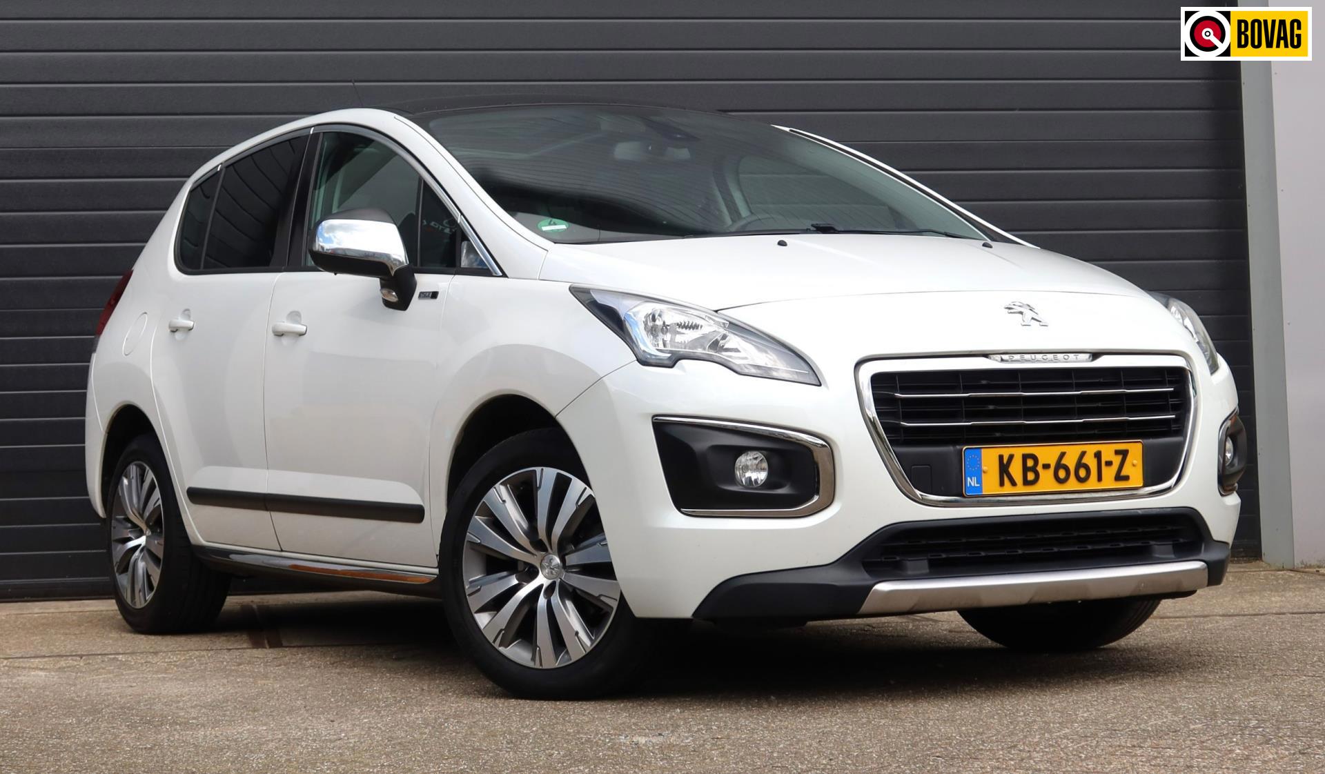 Peugeot 3008 1.2 PureTech Blue Lease Executive Pano/Clima/Dealer
