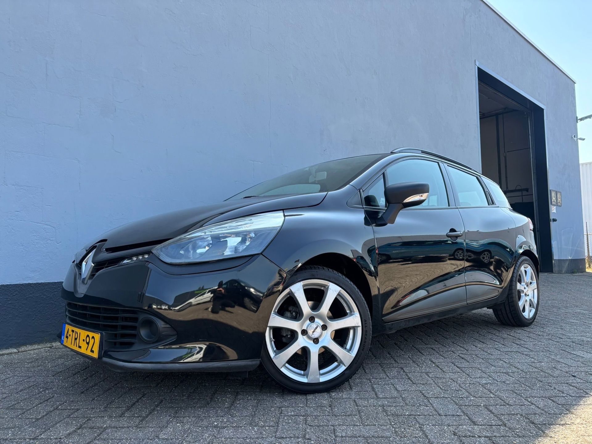 Renault Clio Estate 0.9 TCe Authentique - Airco