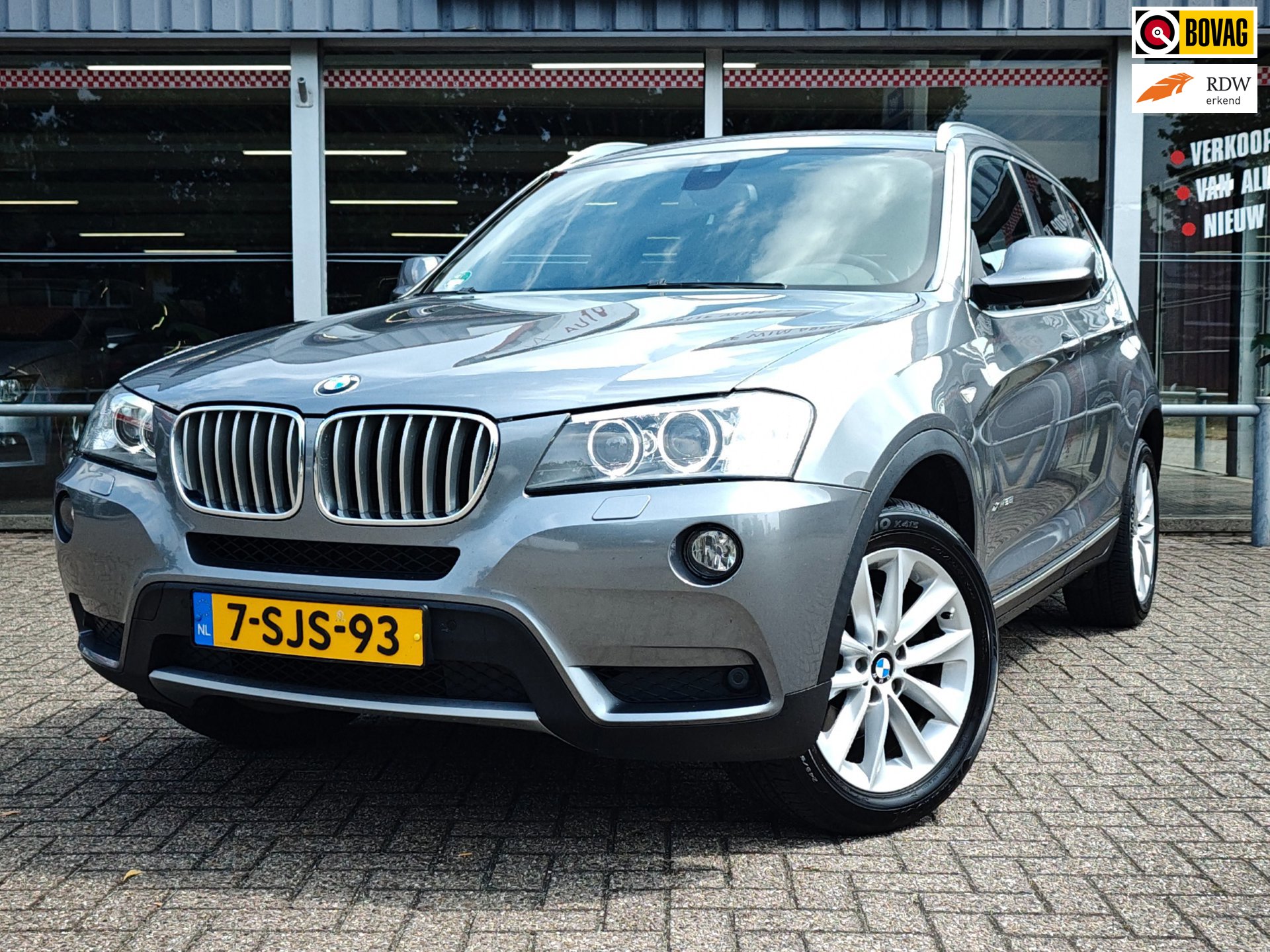 BMW X3 XDrive28i High Executive | Panoramadak | Lederen Bekleding | Nieuwe motor !!| Trekhaak elektrisch