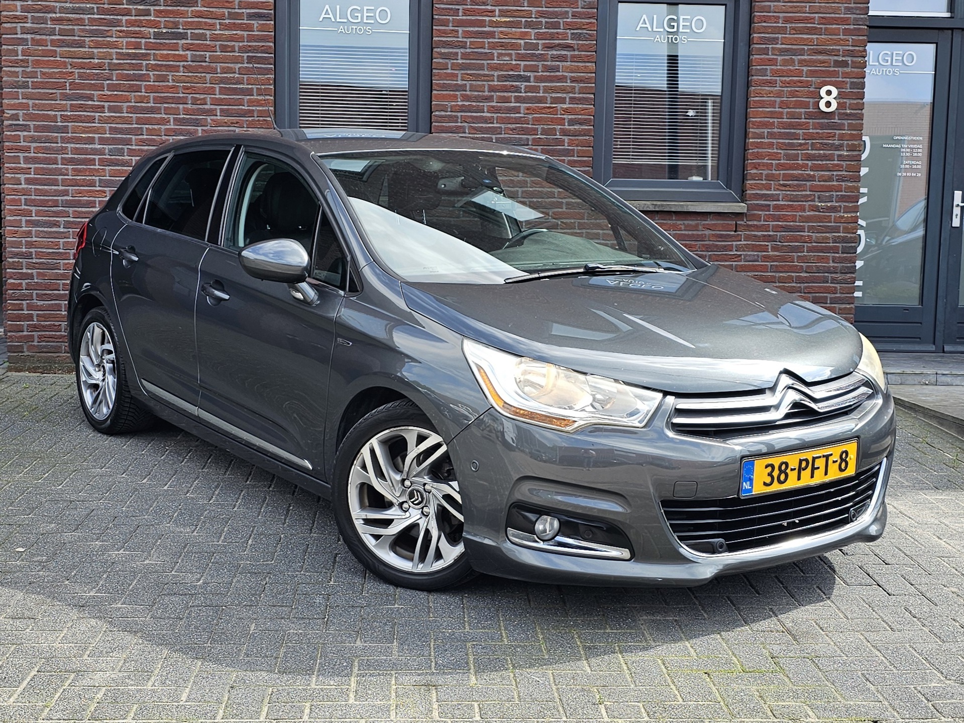 Citroën C4 1.6 THP Exclusive / Navi / Stoel Massage / NAP