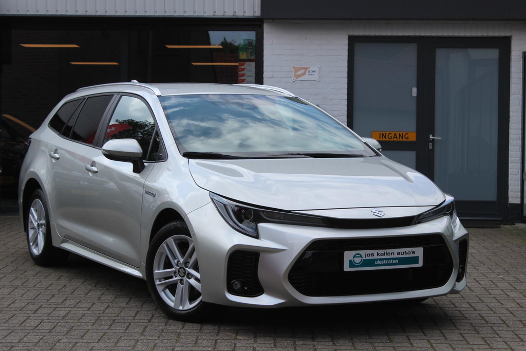 Suzuki Swace 1.8 Hybrid Style
