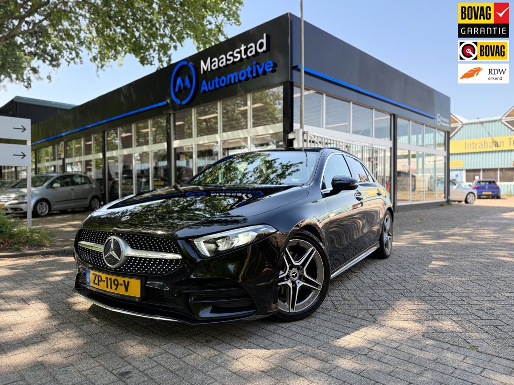 Mercedes-Benz A-klasse 200 Business Solution AMG Automaat Pano Burmester