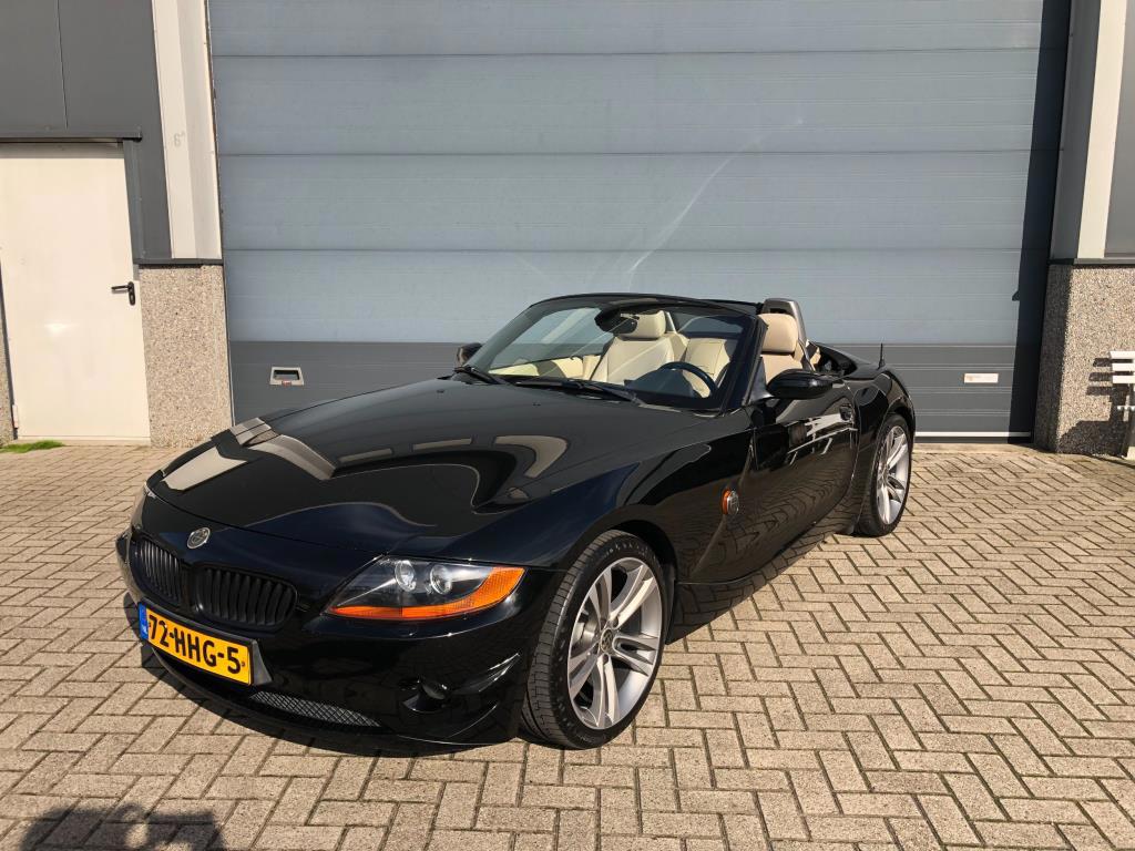 BMW Z4 Roadster 2.2i