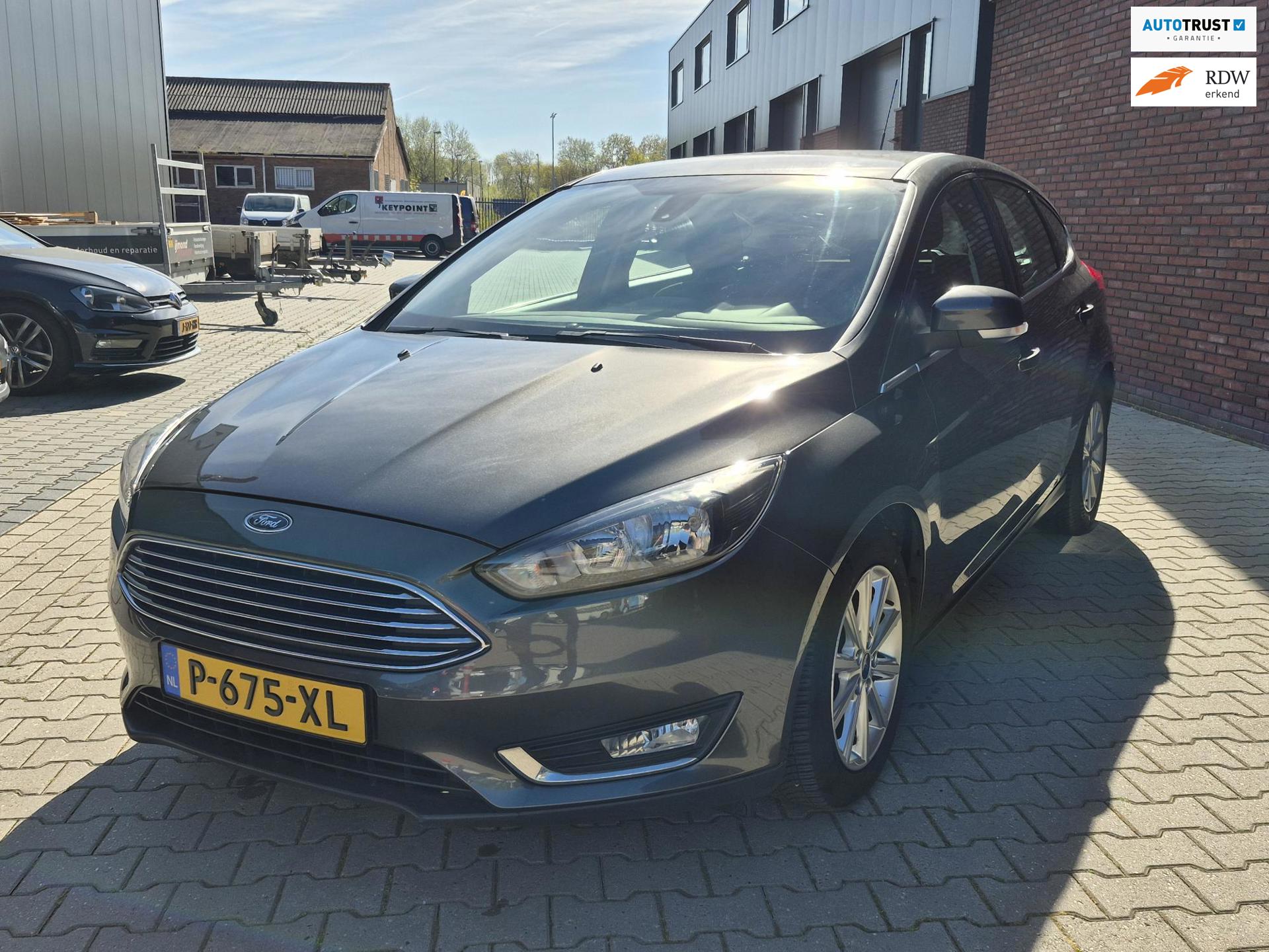 Ford Focus 1.0 Titanium TURBO/keyles / zeer nette auto