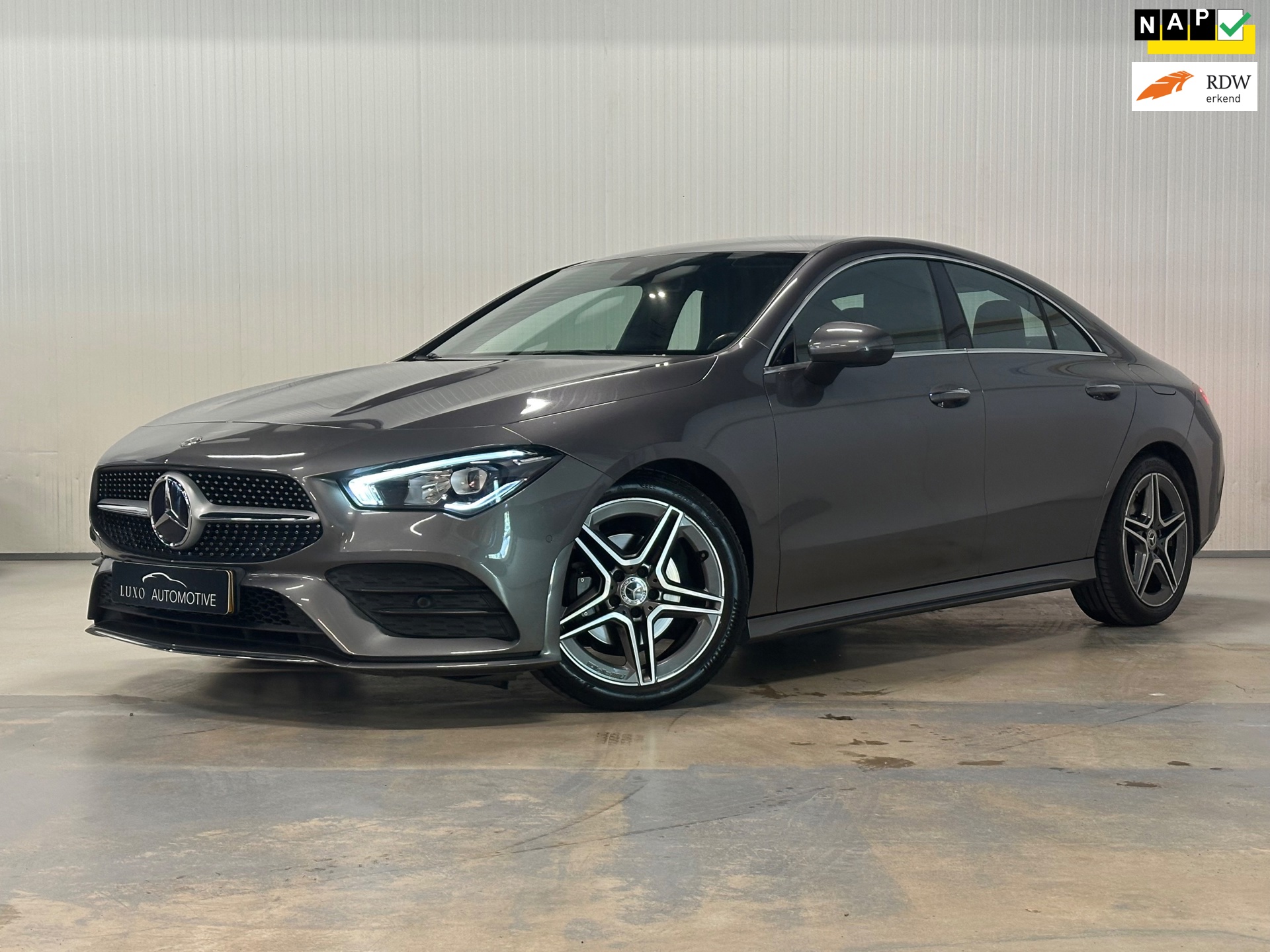 Mercedes-Benz CLA-klasse 180 Business Solution AMG | NAP | AMBIANCE | CAMERA | LED