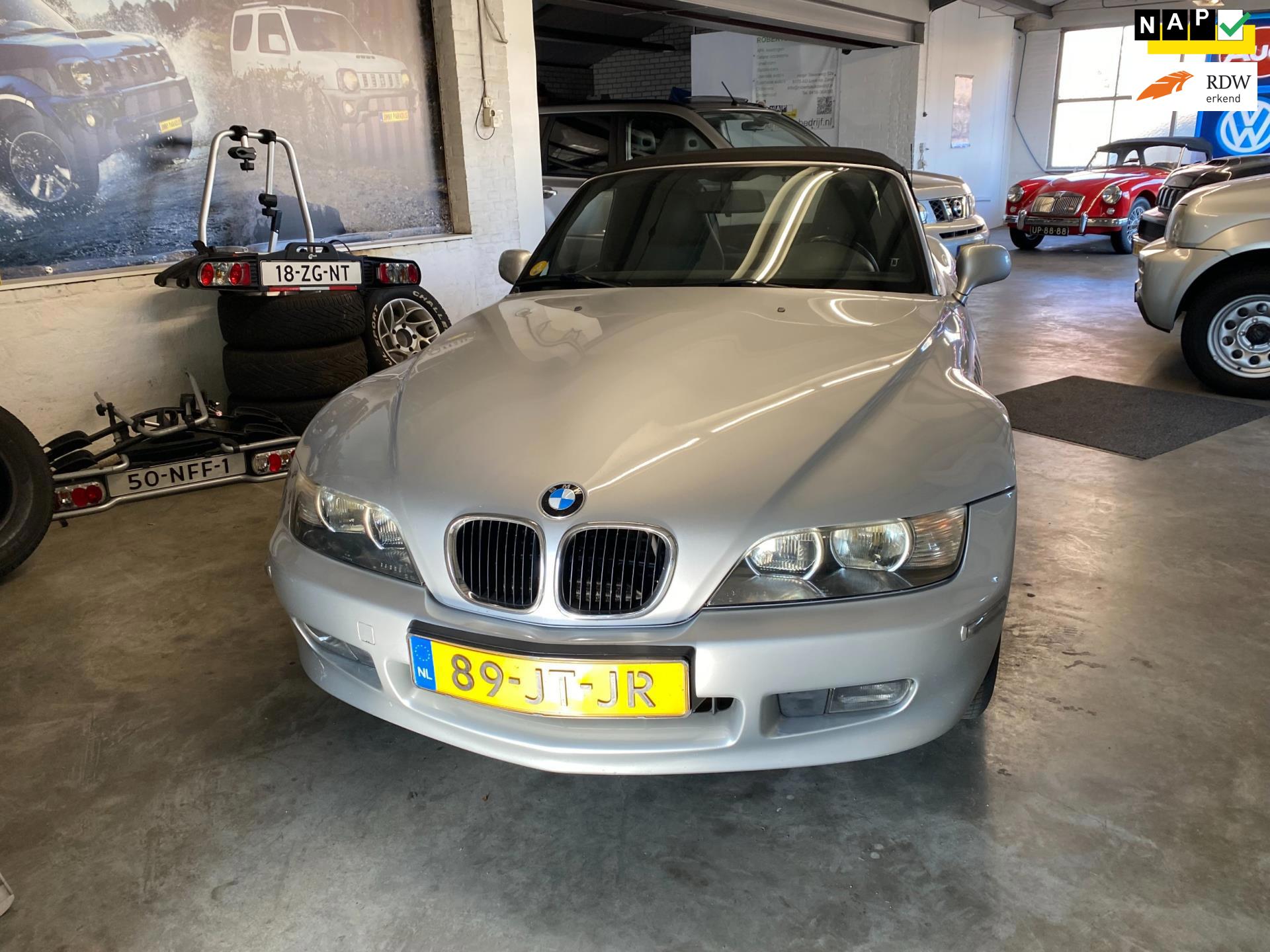 BMW Z3 Roadster 1.9i Sport Line Prive auto mooie km stand, auto is als nieuw !! TE KOOP wegens te weinig gebruik.