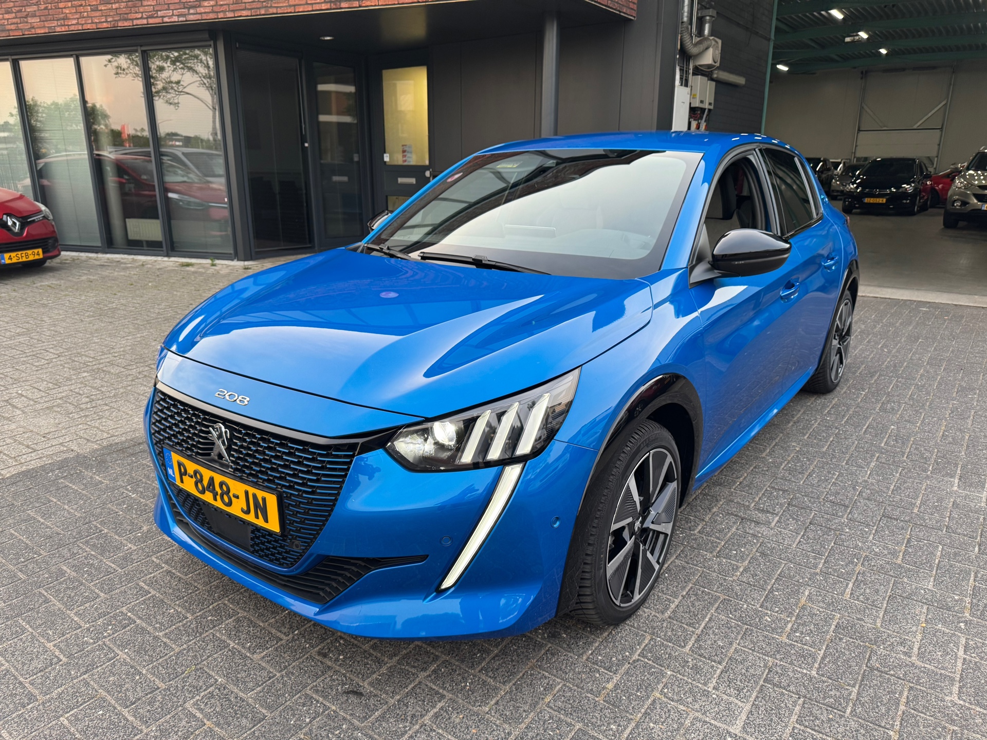 Peugeot E-208 EV GT LINE 350 50 kWh XENON LED CAMERA STOELVERW ORIG NL NAP
