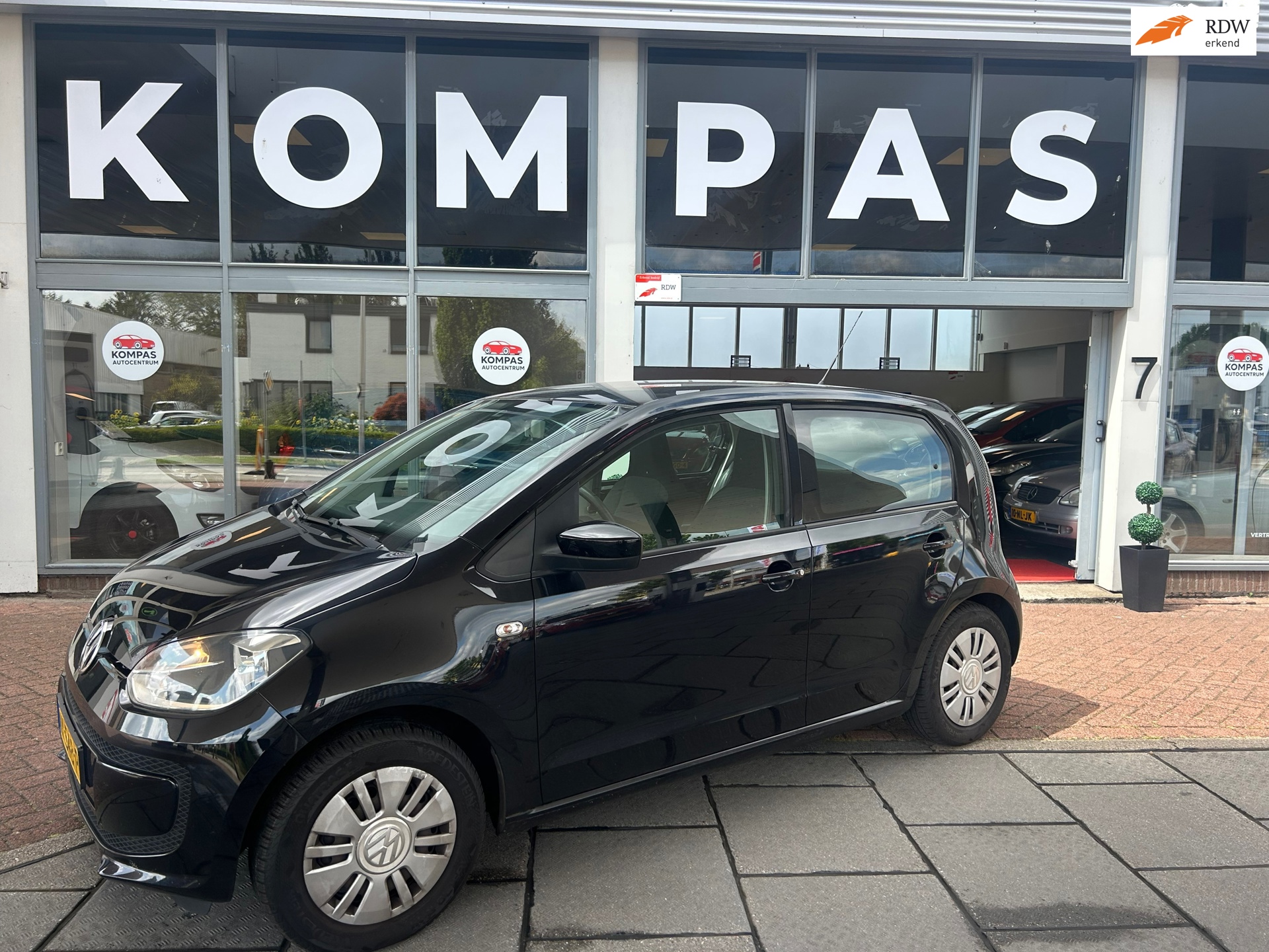 Volkswagen Up! 1.0 |Nw.DistributieRiem|5DRS|AIRCO|P.Sensor|Cruise|Aux|APK
